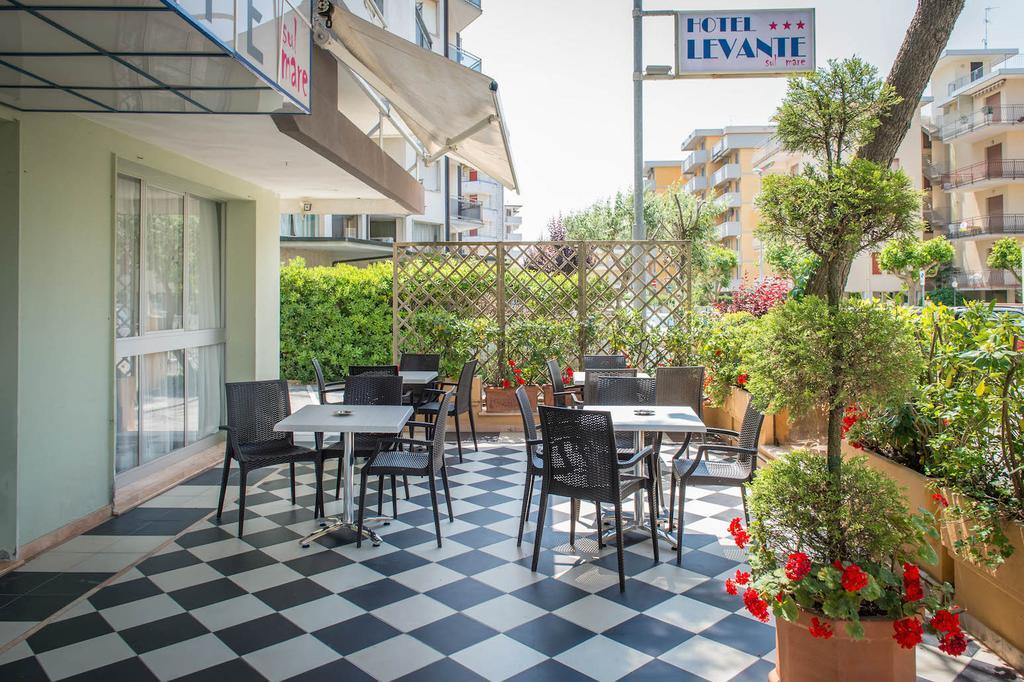 Hotel Levante Sul Mare Лидо-ди-Савио Экстерьер фото
